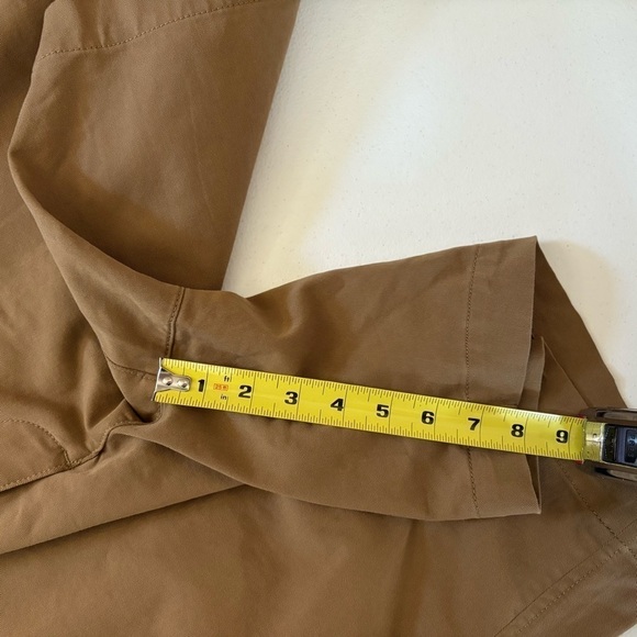 L.L bean Mens Chino Standard Fit Shorts size 38W - Picture 10 of 12